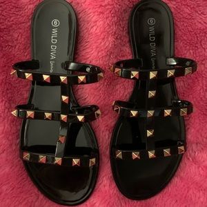 Vici sandals